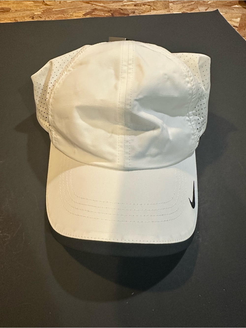 Nike White Women’s Ventilated Sport Cap with Black Swoosh